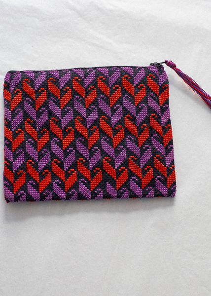 Hovedbilde Brodert pung, lilla og rød