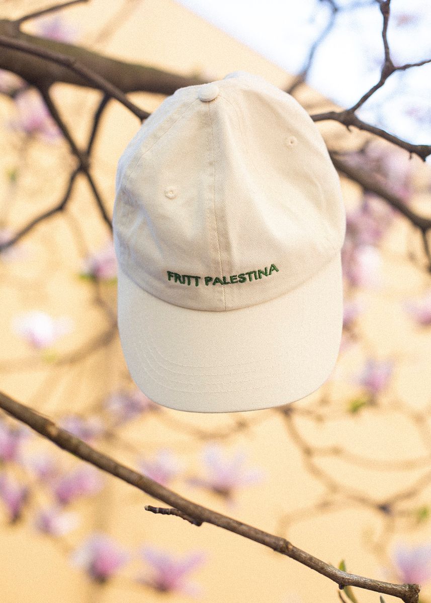 Brodert caps - Fritt Palestina på norsk, lys