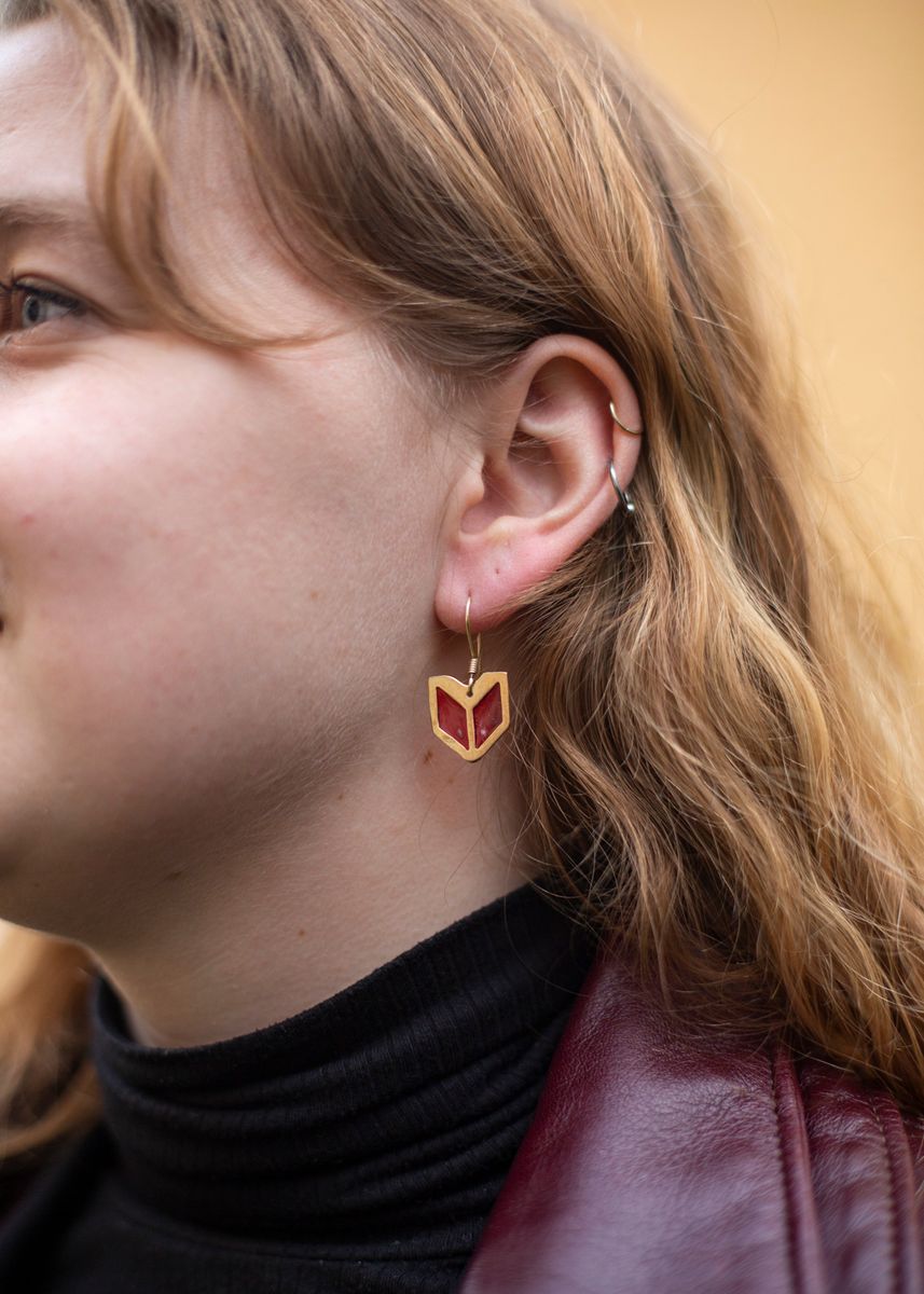 Øredobber - Embroidery gullbelagt sølv, rød