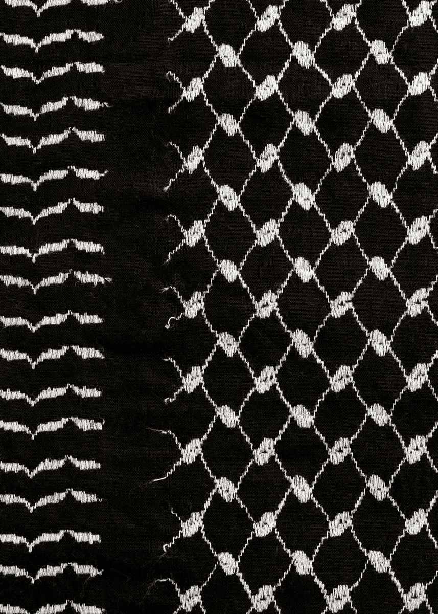 Stor keffiyeh, svart bakgrunn og hvit